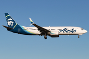 Alaska Airlines Boeing 737-890 (N590AS) at  Seattle/Tacoma - International, United States