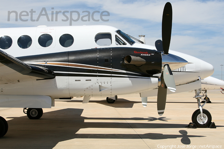 Textron Aviation Beech King Air 350 (N590EU) | Photo 479859