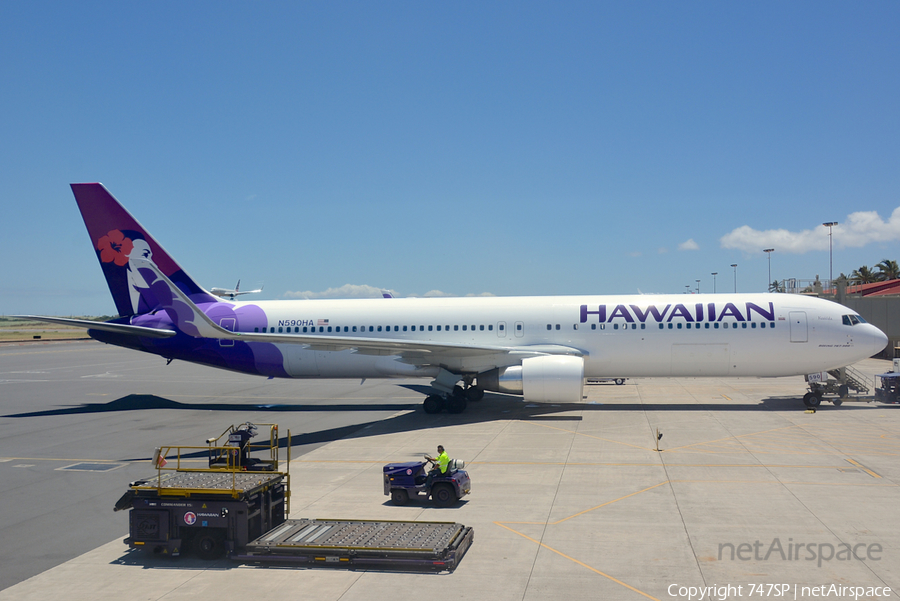 Hawaiian Airlines Boeing 767-3CB(ER) (N590HA) | Photo 55238