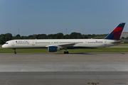 Delta Air Lines Boeing 757-351 (N591NW) at  Minneapolis - St. Paul International, United States