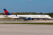 Delta Air Lines Boeing 757-351 (N592NW) at  Ft. Lauderdale - International, United States