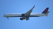 Delta Air Lines Boeing 757-351 (N592NW) at  San Francisco - International, United States