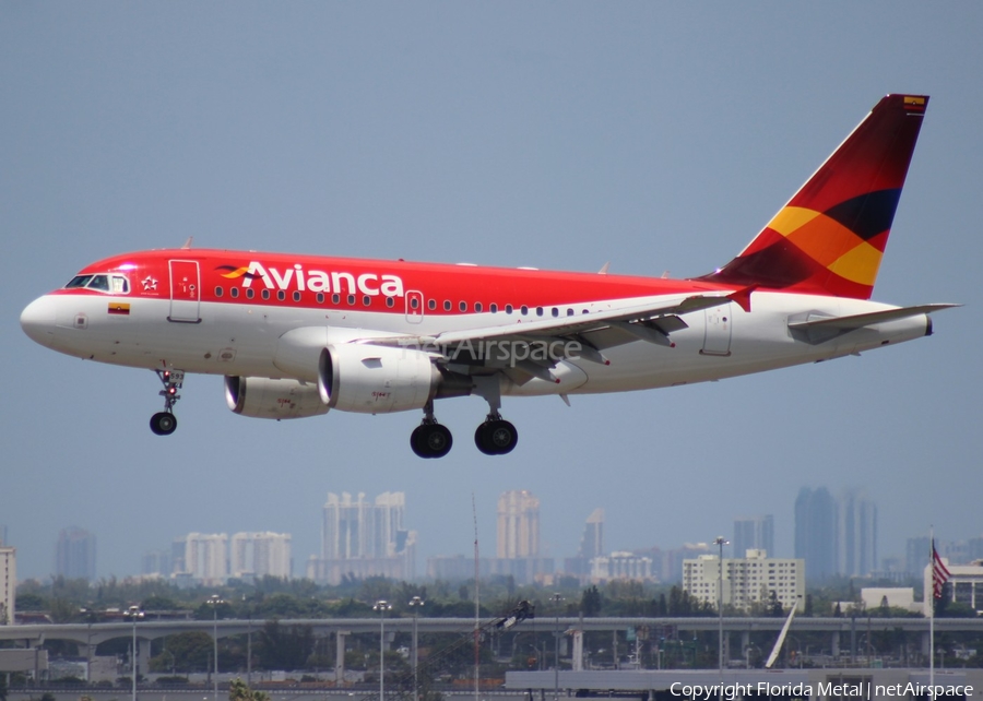 Avianca Airbus A318-111 (N593EL) | Photo 613606