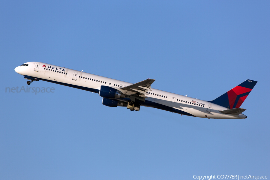 Delta Air Lines Boeing 757-351 (N593NW) | Photo 18988