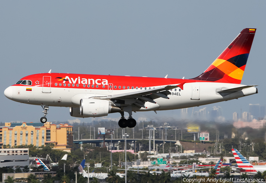 Avianca Airbus A318-111 (N594EL) | Photo 383089