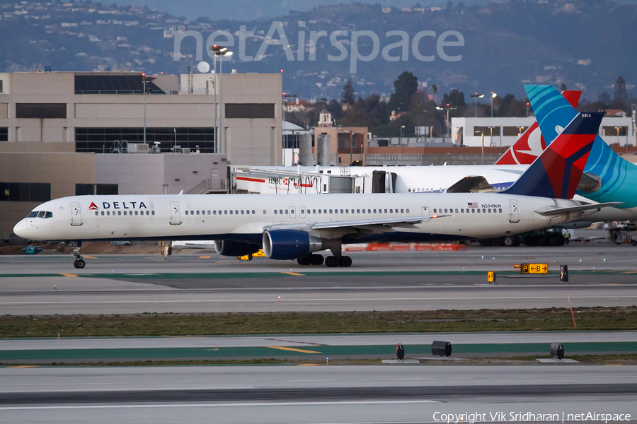 Delta Air Lines Boeing 757-351 (N594NW) | Photo 18542