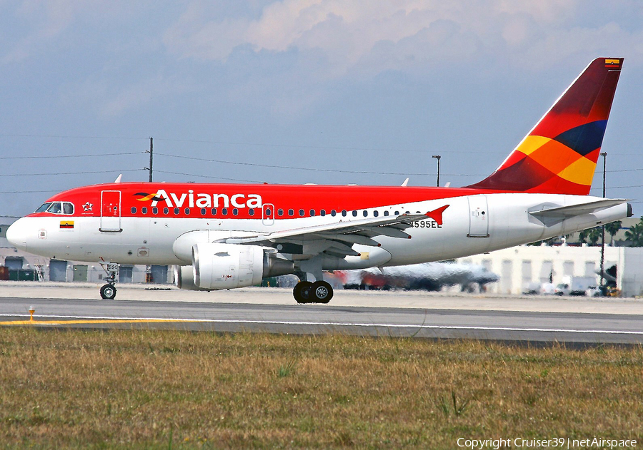 Avianca Airbus A318-111 (N595EL) | Photo 102971