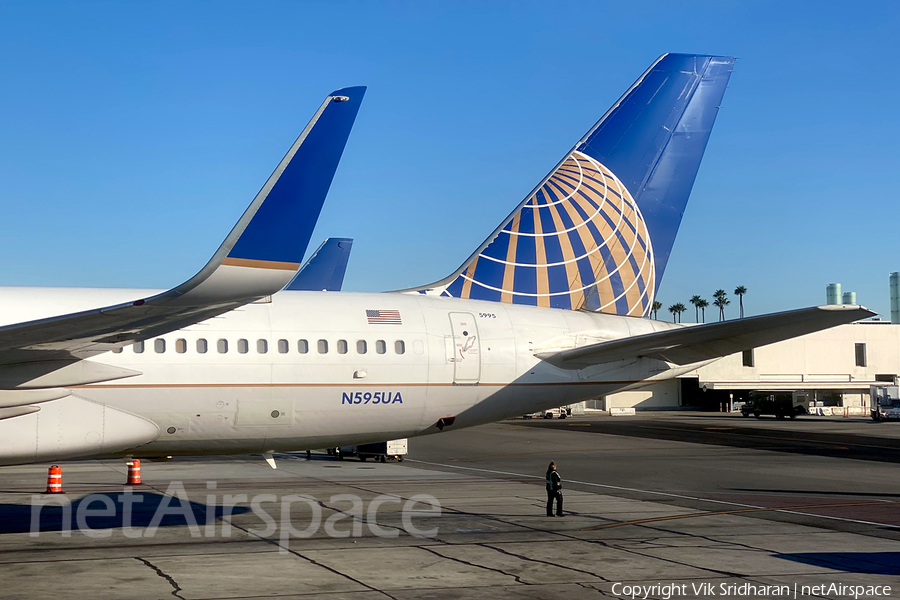 United Airlines Boeing 757-222 (N595UA) | Photo 358799
