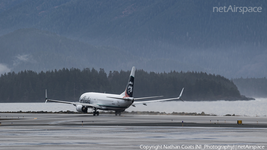 Alaska Airlines Boeing 737-890 (N596AS) | Photo 143783