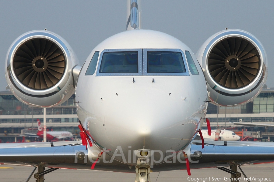 (Private) Gulfstream G-IV-X (G450) (N596DC) | Photo 105161