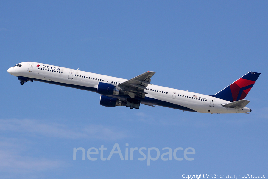 Delta Air Lines Boeing 757-351 (N596NW) | Photo 10358
