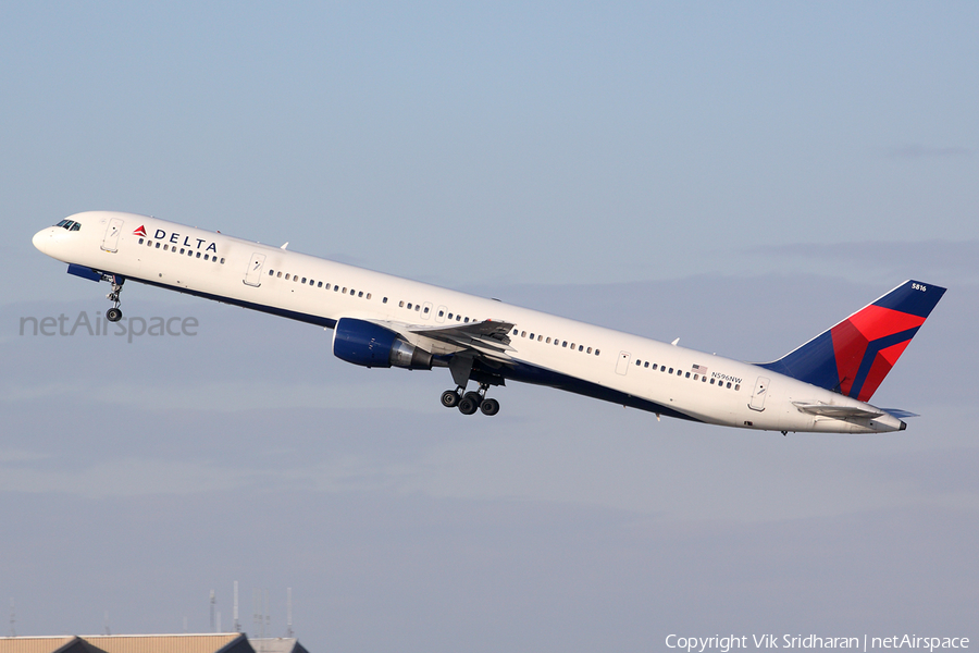 Delta Air Lines Boeing 757-351 (N596NW) | Photo 18209