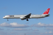 Northwest Airlines Boeing 757-351 (N596NW) at  Minneapolis - St. Paul International, United States