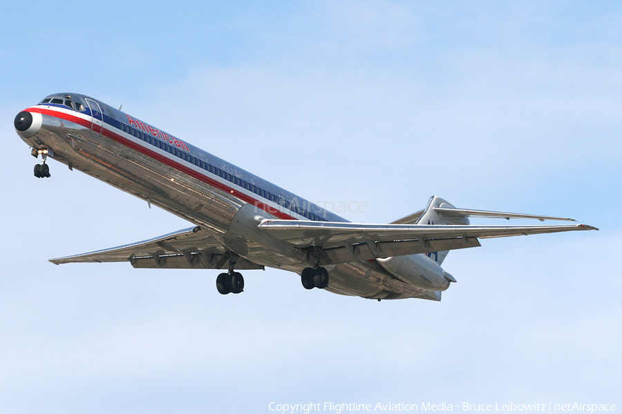 American Airlines McDonnell Douglas MD-83 (N597AA) | Photo 176317