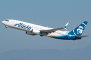 Alaska Airlines Boeing 737-890 (N597AS) at  Los Angeles - International, United States