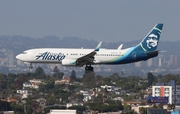 Alaska Airlines Boeing 737-890 (N597AS) at  Los Angeles - International, United States