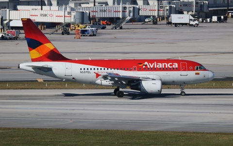 Avianca Airbus A318-111 (N597EL) at  Miami - International, United States