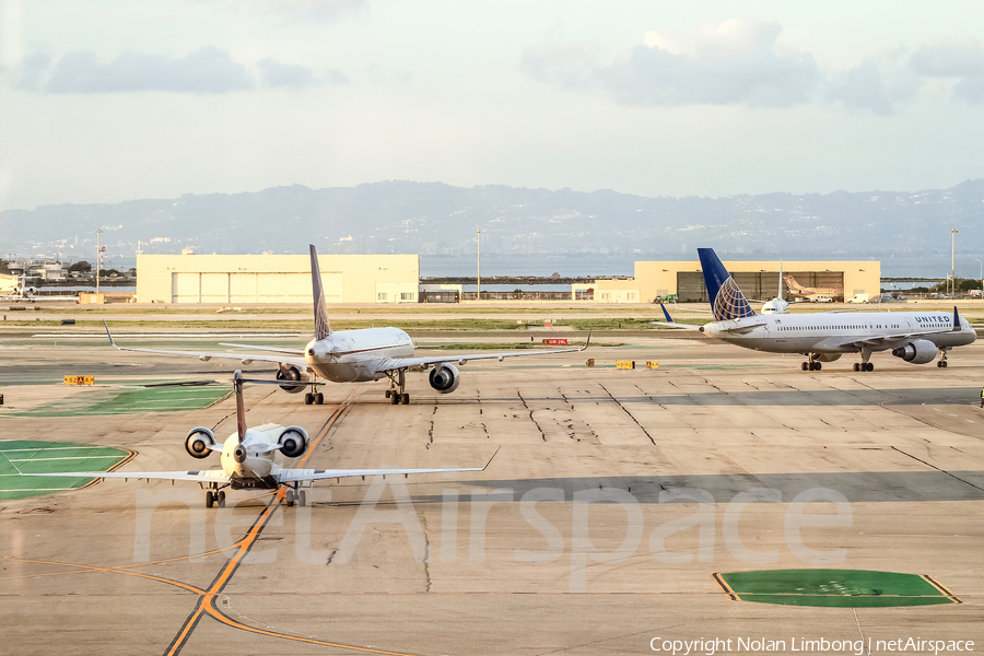 United Airlines Boeing 757-222 (N597UA) | Photo 427880
