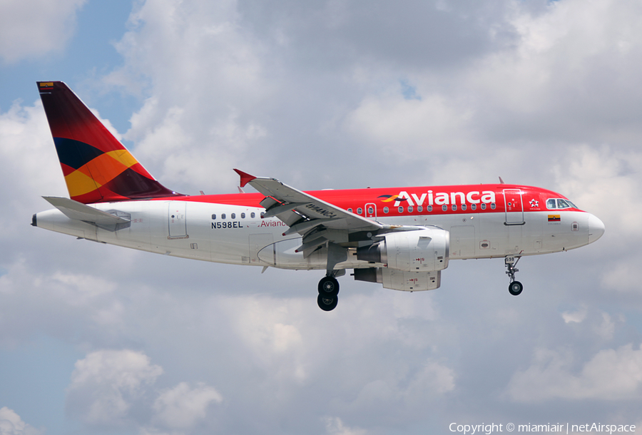 Avianca Airbus A318-111 (N598EL) | Photo 5363
