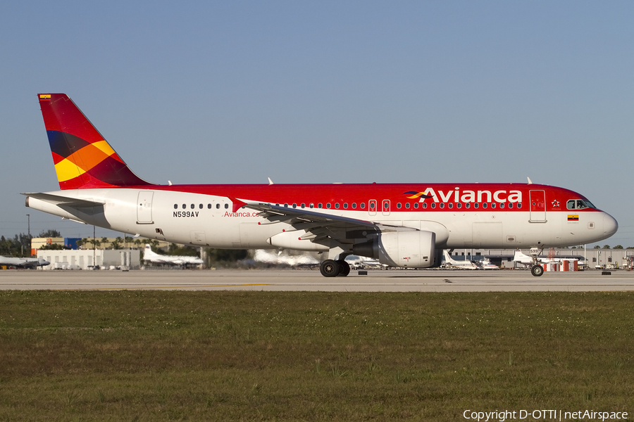 Avianca Airbus A320-214 (N599AV) | Photo 430253