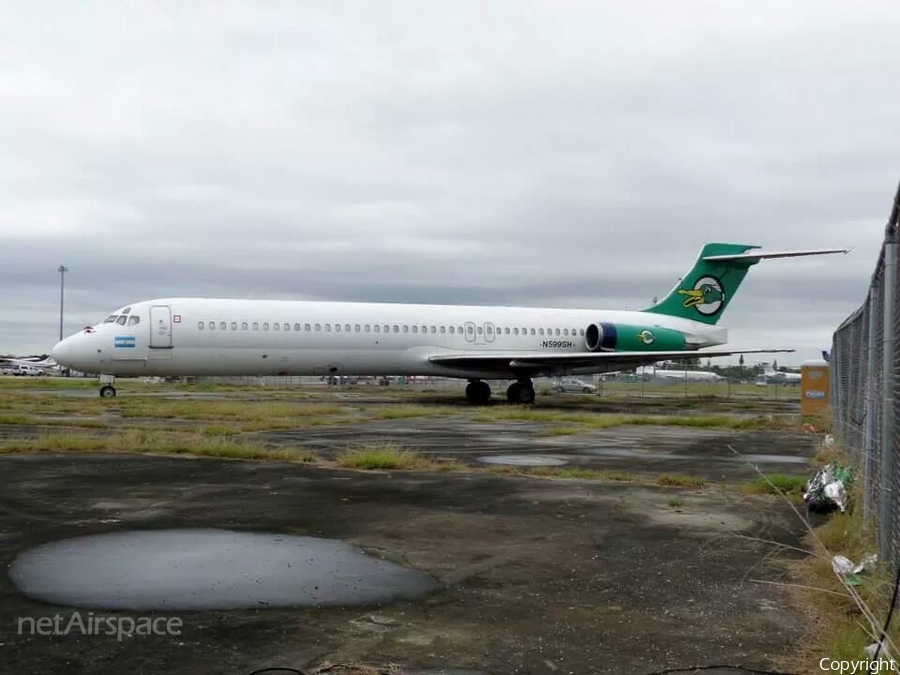 LEAL Lineas Aereas McDonnell Douglas MD-87 (N599SH) | Photo 63282