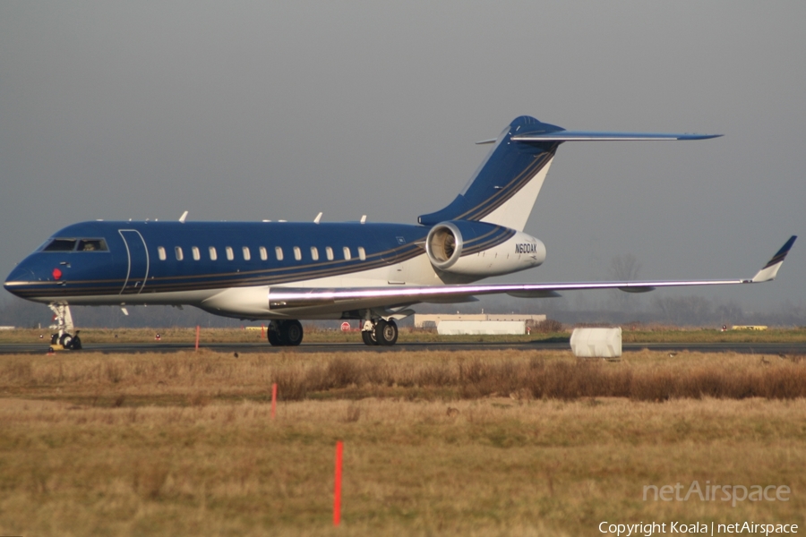 (Private) Bombardier BD-700-1A10 Global Express (N600AK) | Photo 592251