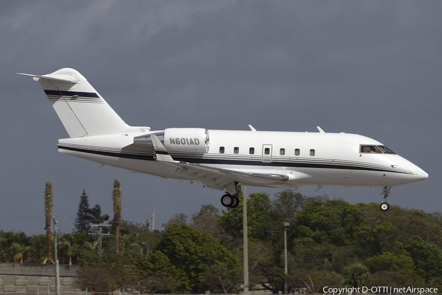 Meridian Air Charter Bombardier CL-600-2B16 Challenger 601-3R (N601AD) | Photo 432655