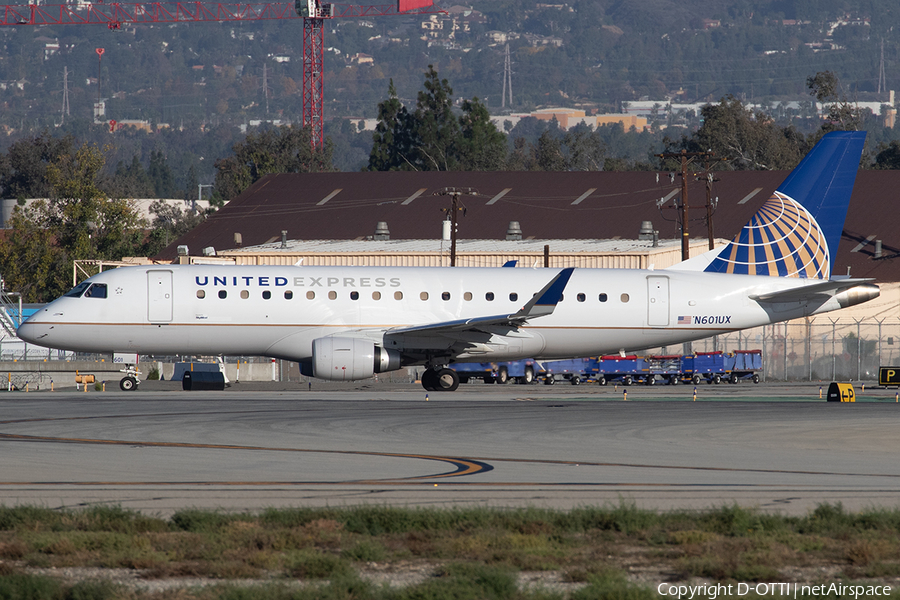 United Express (ExpressJet Airlines) Embraer ERJ-175LL (ERJ-170-200LL) (N601UX) | Photo 544127