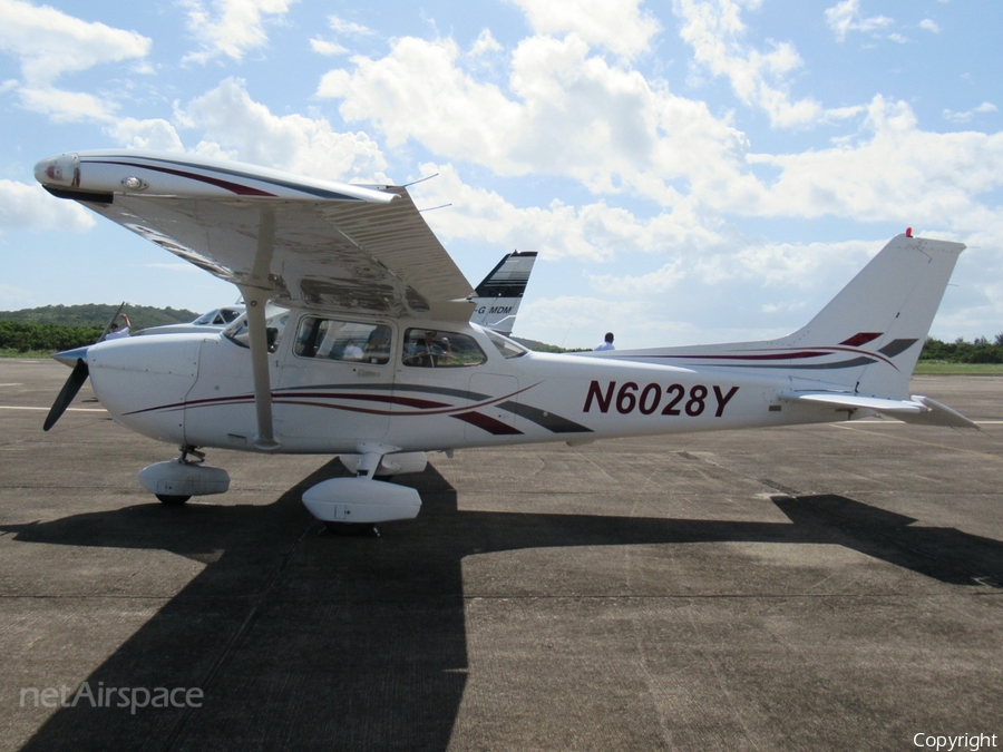 (Private) Cessna 172S Skyhawk SP (N6028Y) | Photo 538784