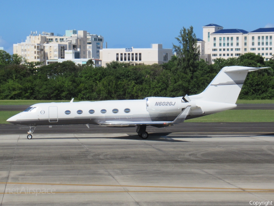 Clay Lacy Aviation Gulfstream G-IV-X (G450) (N602GJ) | Photo 605010