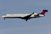 Delta Connection (SkyWest Airlines) Bombardier CRJ-701ER (N603SK) at  Vancouver - International, Canada