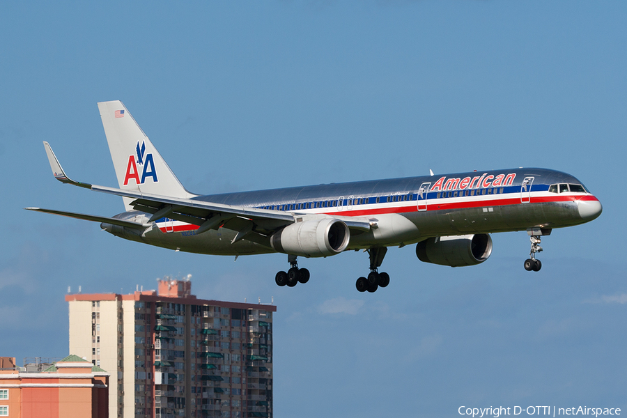 American Airlines Boeing 757-223 (N604AA) | Photo 216205