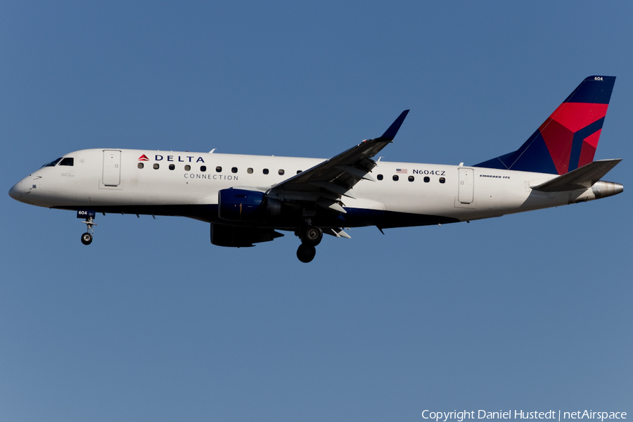 Delta Connection (Compass Airlines) Embraer ERJ-175LR (ERJ-170-200LR) (N604CZ) | Photo 446817