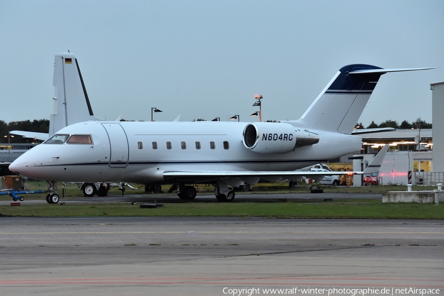 (Private) Bombardier CL-600-2B16 Challenger 604 (N604RC) | Photo 408842