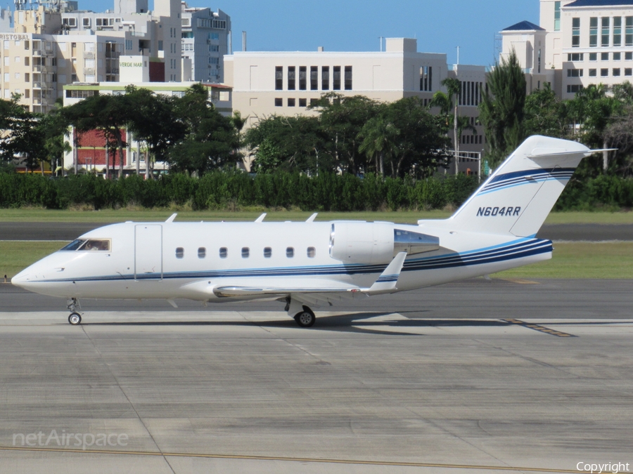 (Private) Bombardier CL-600-2B16 Challenger 604 (N604RR) | Photo 285249
