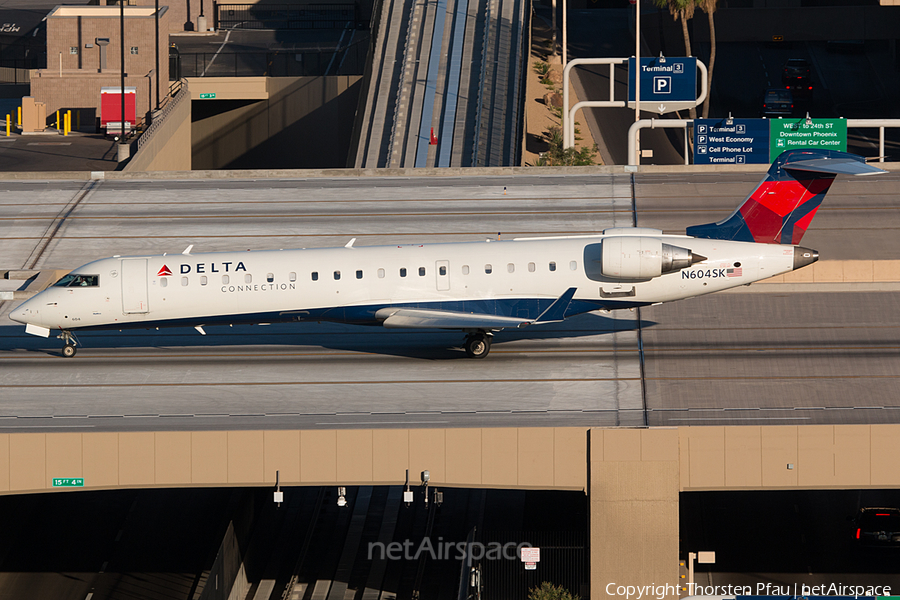 Delta Connection (SkyWest Airlines) Bombardier CRJ-701ER (N604SK) | Photo 61429