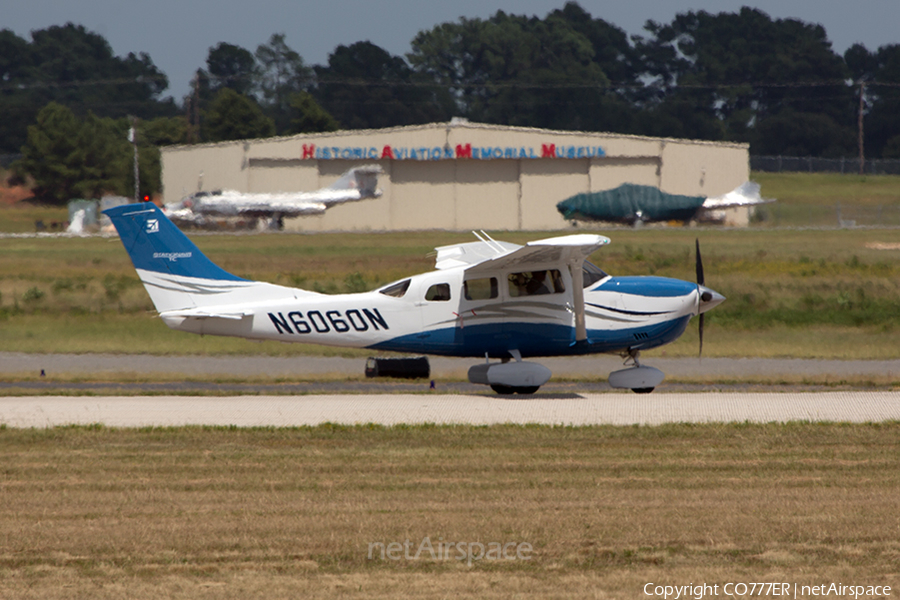 (Private) Cessna T206H Turbo Stationair (N6060N) | Photo 81143