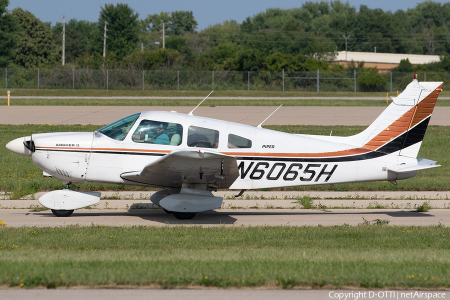 (Private) Piper PA-28-181 Archer II (N6065H) | Photo 642988