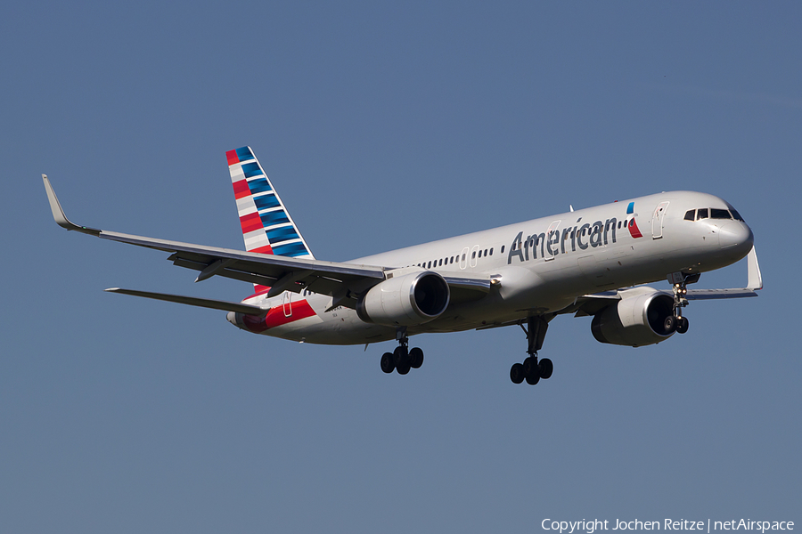 American Airlines Boeing 757-223 (N606AA) | Photo 105422