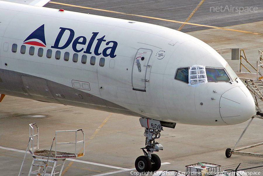 Delta Air Lines Boeing 757-232 (N606DL) | Photo 12501