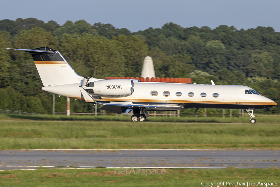 (Private) Gulfstream G-IV (N606MH) | Photo 401725