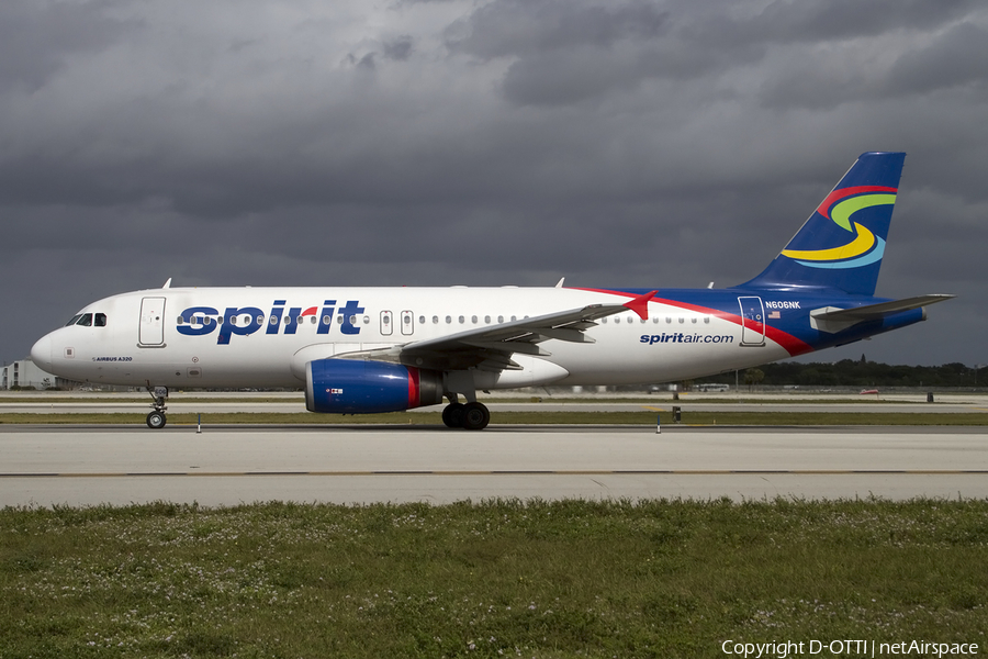 Spirit Airlines Airbus A320-232 (N606NK) | Photo 422562