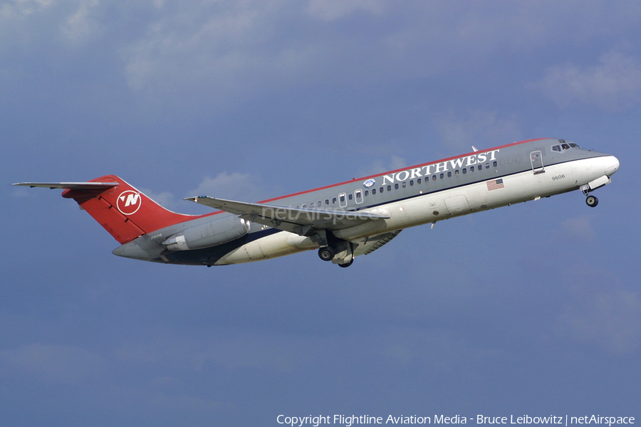 Northwest Airlines McDonnell Douglas DC-9-32 (N606NW) | Photo 184990