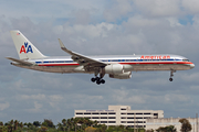 American Airlines Boeing 757-223 (N607AM) at  Miami - International, United States