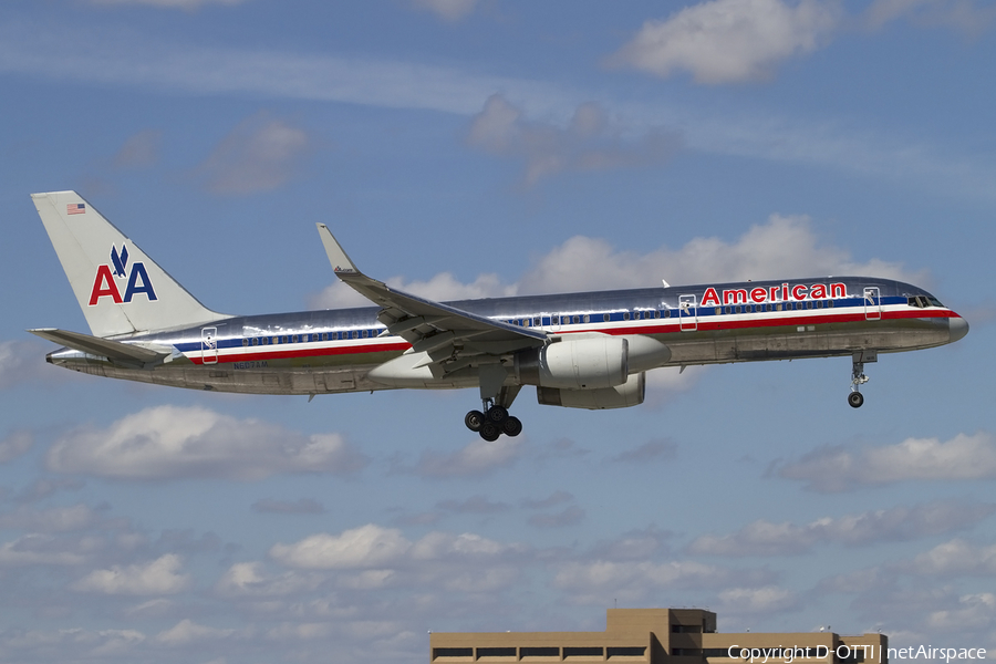 American Airlines Boeing 757-223 (N607AM) | Photo 430648
