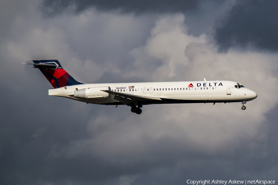 Delta Air Lines Boeing 717-231 (N608AT) | Photo 94256