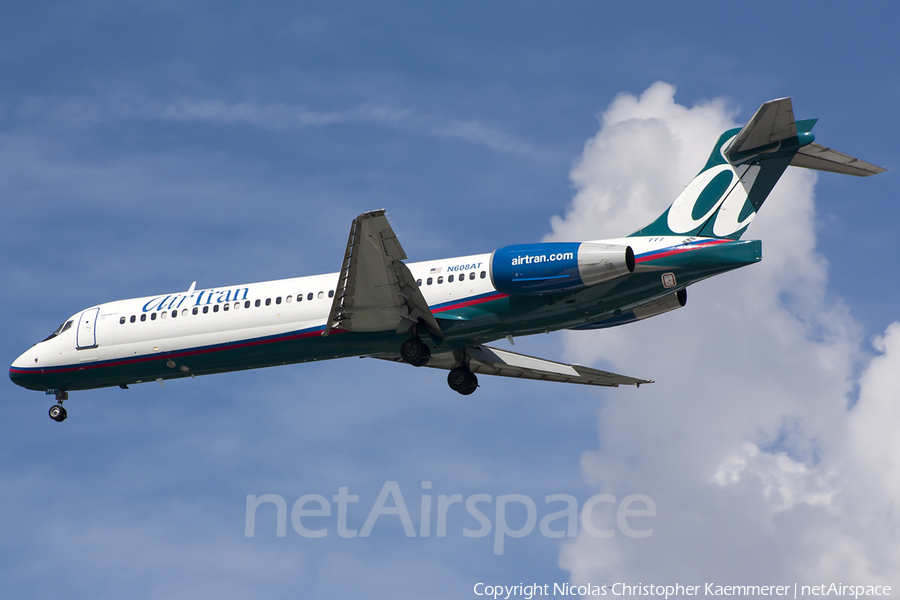 Delta Air Lines Boeing 717-231 (N608AT) | Photo 127131