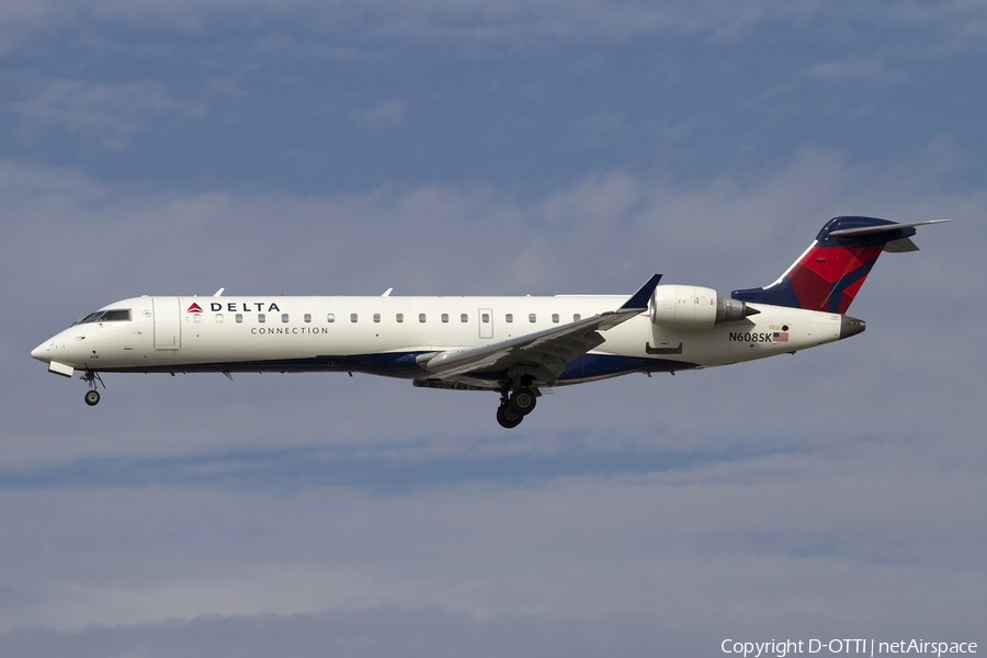 Delta Connection (SkyWest Airlines) Bombardier CRJ-701 (N608SK) | Photo 426256