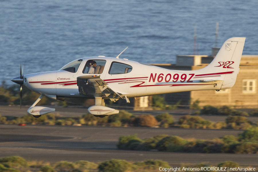 (Private) Cirrus SR22 (N6099Z) | Photo 133772