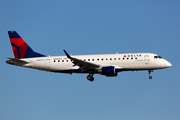 Delta Connection (Compass Airlines) Embraer ERJ-175LR (ERJ-170-200LR) (N609CZ) at  Dallas/Ft. Worth - International, United States